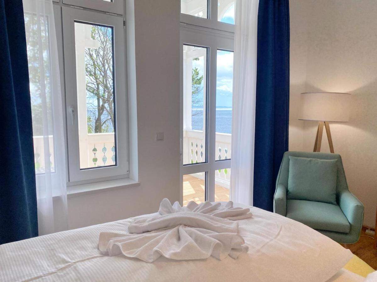 Villa Jenny - Ferienappartement 1 Mit Meerblick Сасниц Екстериор снимка